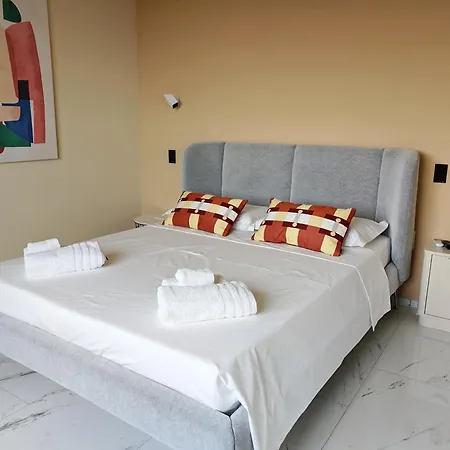 Sui Generis Colle Ferienhaus *