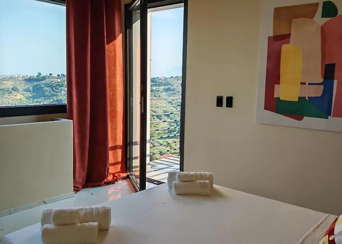 別荘 Sui Generis Colle